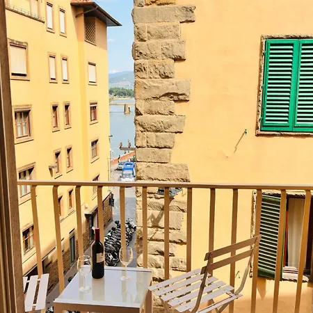 Bardi Elegance With Balcony *